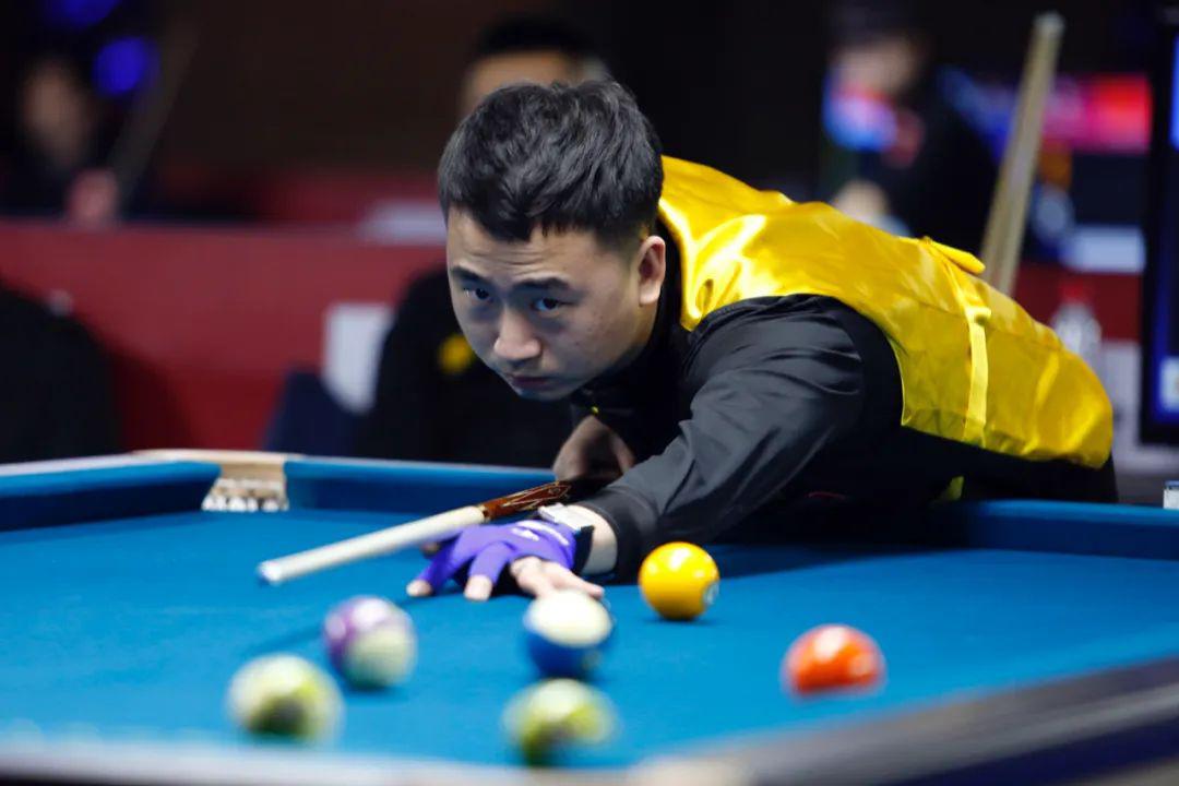 战的背景下 战的背景下